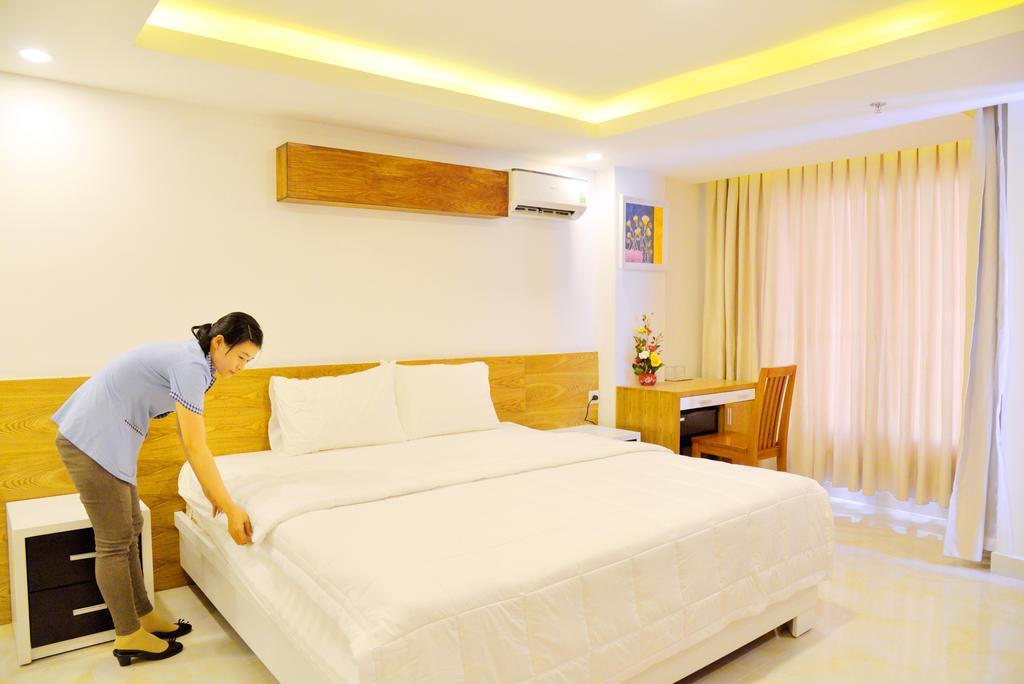 New Century Hotel Nha Trang Extérieur photo